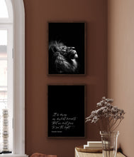 Afbeelding in Gallery-weergave laden, LION + ARISTOTLE Quote
